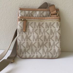 Michael Kors Crossbody Purse